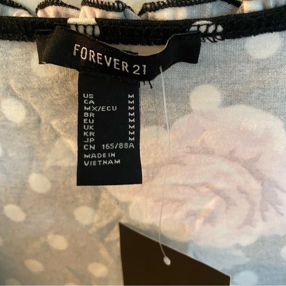 NWT Forever 21  Black & White Polka Dots Floral Print Wrap Dress (Size: Medium) - Picture 4 of 9